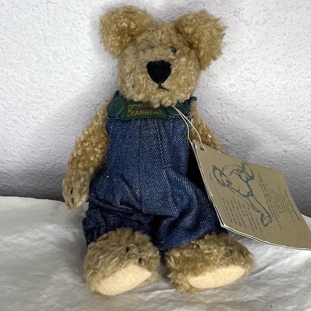 Vintage JB Bean and Associatesโ Bear nwt
